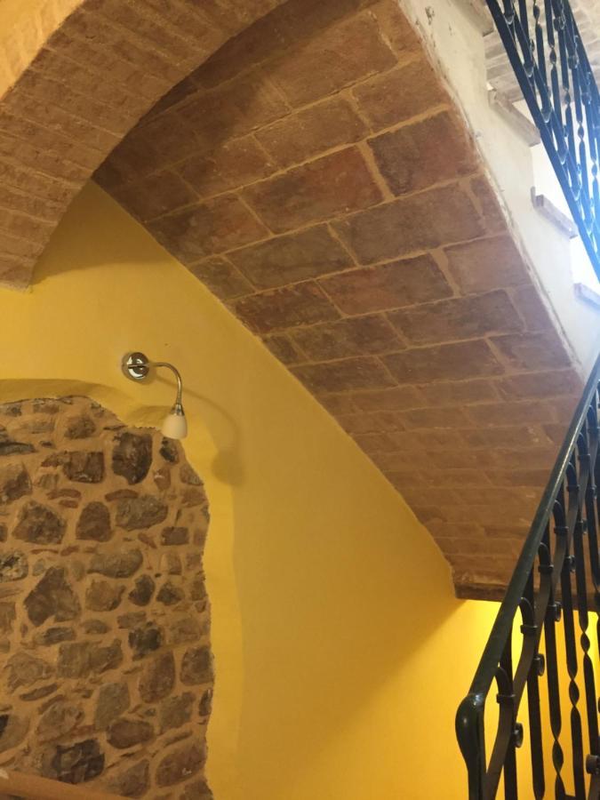 Ababo Affittacamere Quattro Castella Zewnętrze zdjęcie